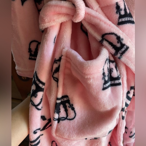 Juicy couture thick robe - Picture 5 of 6